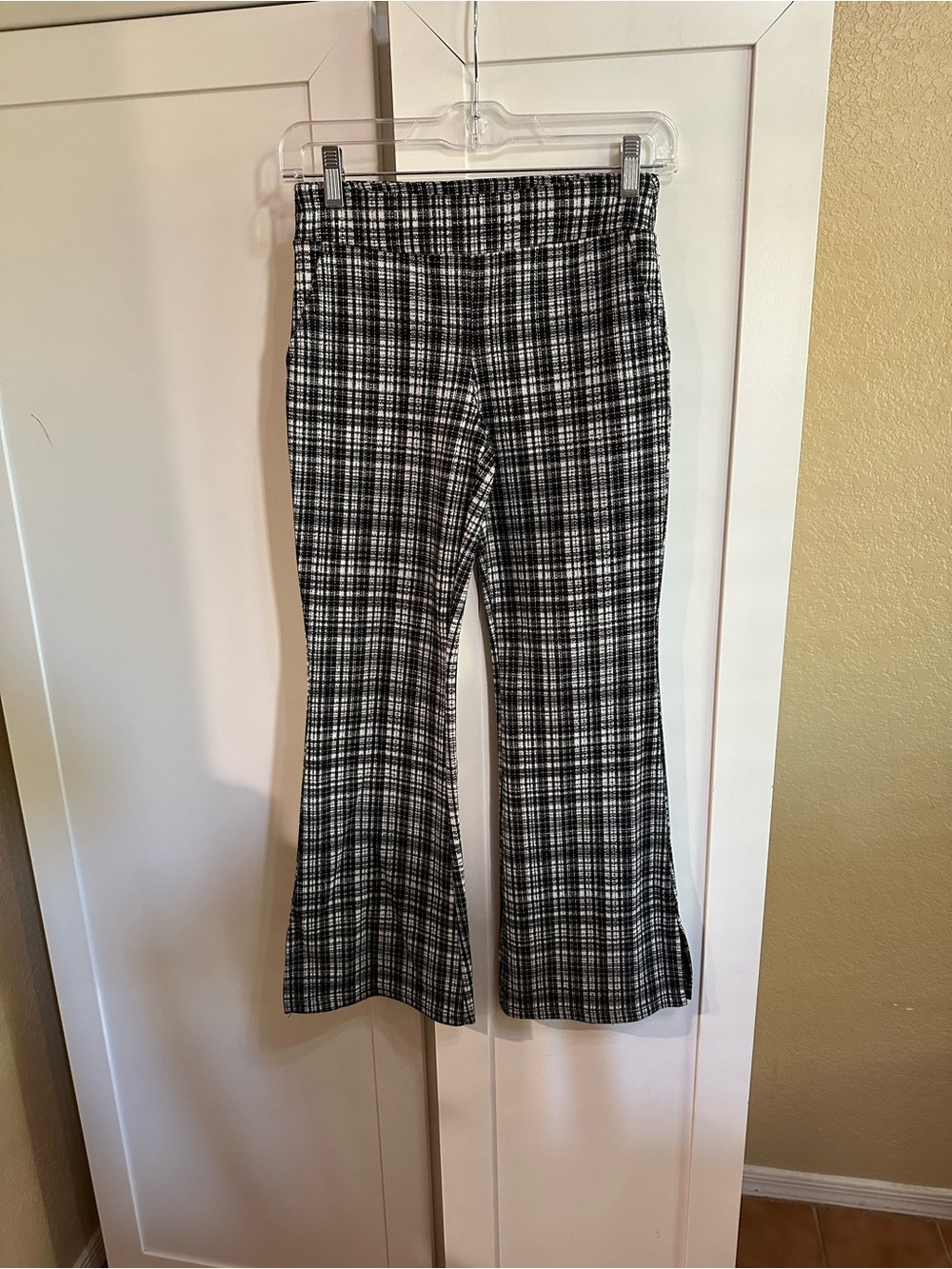 Girls Art Class Lg 10/12 Black & White Plaid Flared Pants